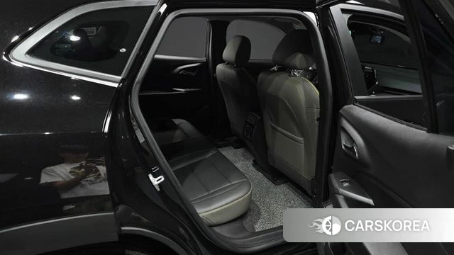 Chevrolet (GM Daewoo) Trax Crossover 2024 Черный из Кореи, фото 3