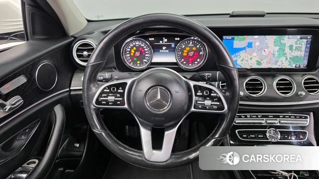 Mercedes-Benz E-Class W213 2019 Белый из Кореи, фото 3