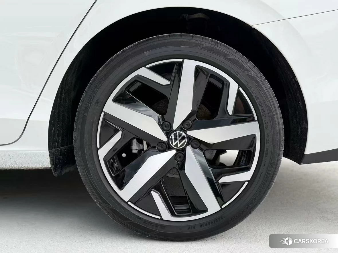 Volkswagen Lamando 2022 Белый из Китая, фото 3
