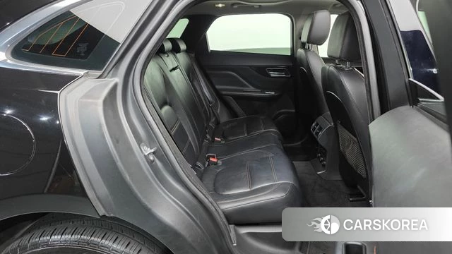 Jaguar F-PACE 2018 Черный из Кореи, фото 3