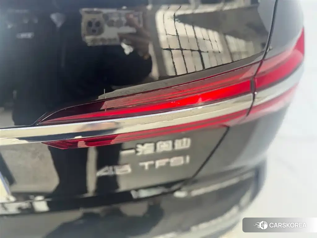 Audi A6L 2023 Черный из Китая, фото 3