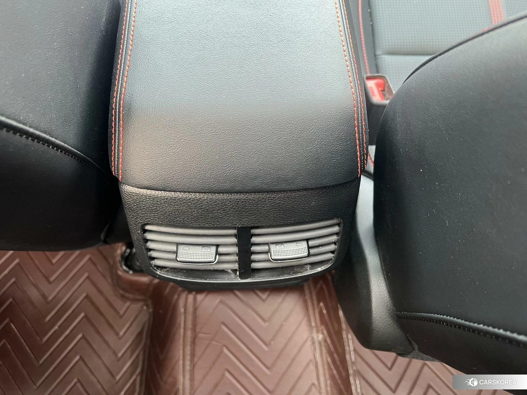 Kia KX3 2021 Белый из Китая, фото 3