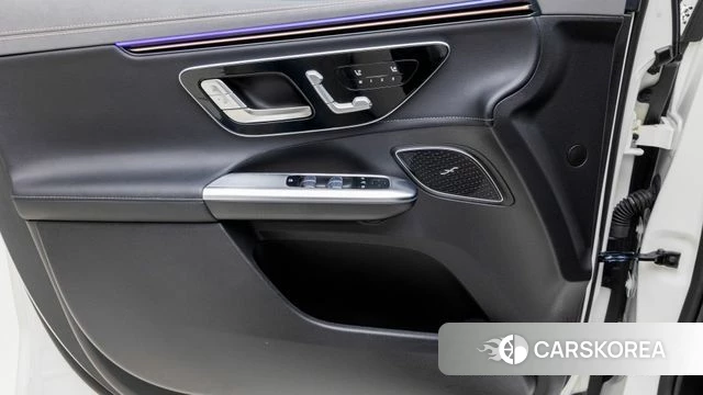 Mercedes-Benz EQE SUV X294 2026 Белый из Кореи, фото 3