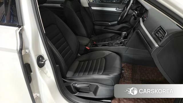 Volkswagen Lamando 2021 Белый из Китая, фото 3