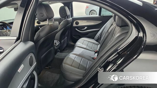 Mercedes-Benz E-Class W213 2018 Черный из Кореи, фото 3