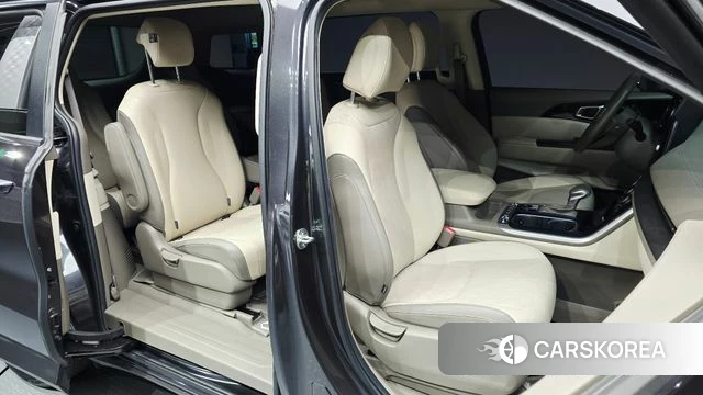 Kia Carnival 4th generation 2023 Серый из Кореи, фото 3