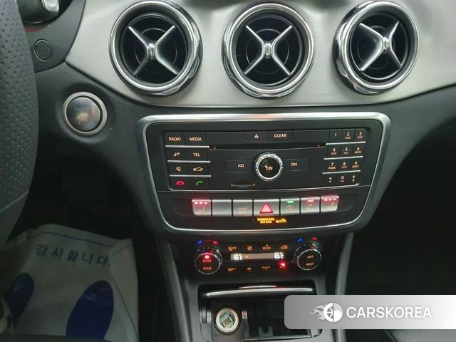 Mercedes-Benz GLA-Class X156 2019 Серый из Кореи, фото 3