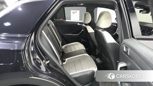 Volkswagen T-Roc 2022 Черный из Кореи, фото 3