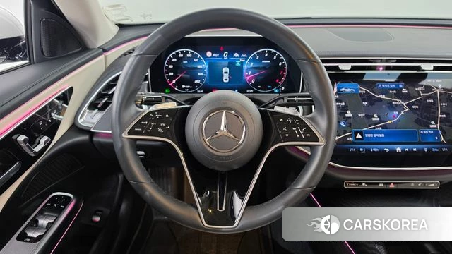 Mercedes-Benz E-Class W214 2024 Белый из Кореи, фото 3