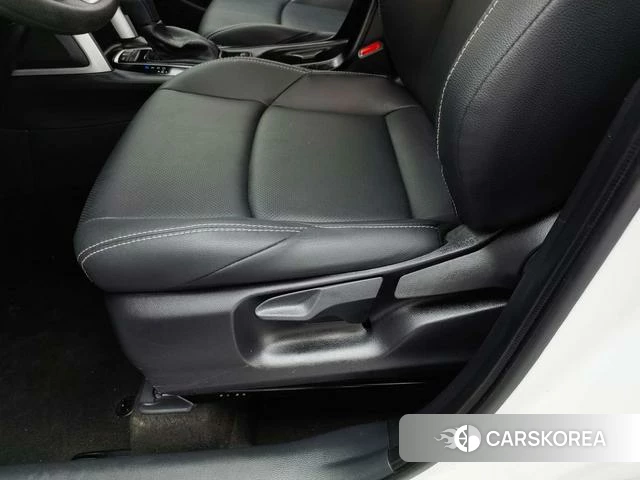 Toyota Frontlander 2025 Белый из Китая, фото 3