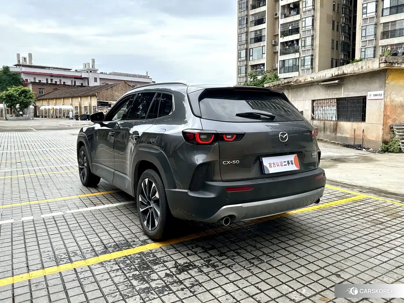 Mazda CX-50 2024 Silver/gray из Китая, фото 3