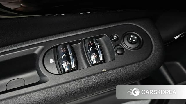 Mini Cooper Clubman 2019 Жемчужный цвет из Кореи, фото 3