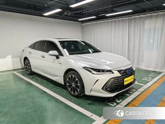 Toyota Avalon 2022 Белый из Китая, фото 3
