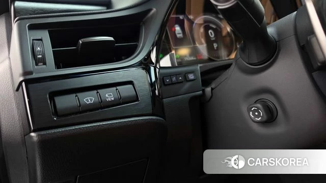 Lexus ES300h 7th generation 2023 Черный из Кореи, фото 3