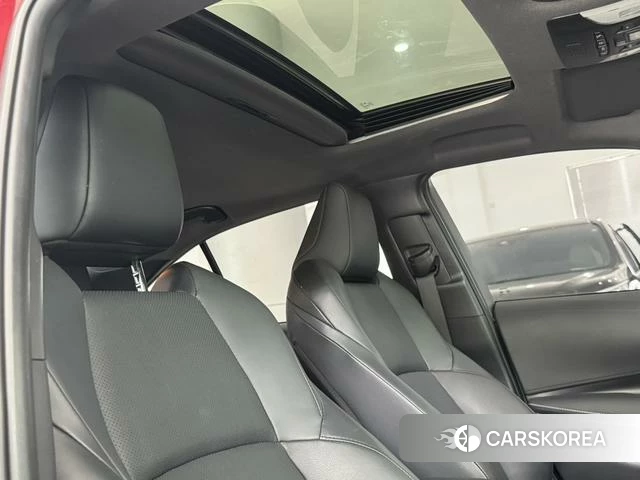 Toyota Levin 2021 Красный из Китая, фото 3