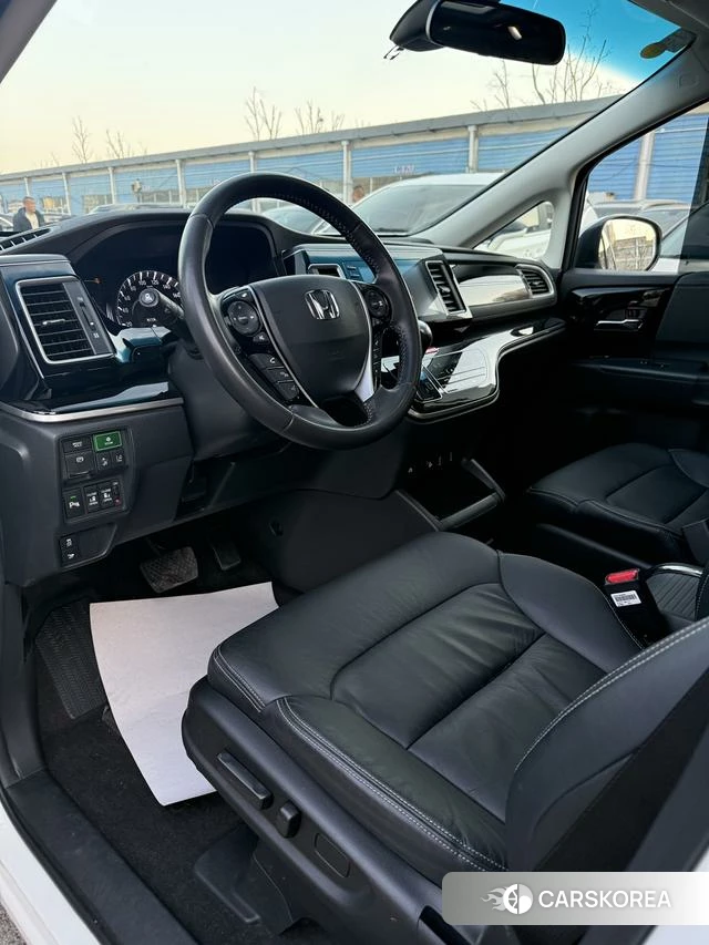 Honda Elysion 2021 Белый из Китая, фото 3