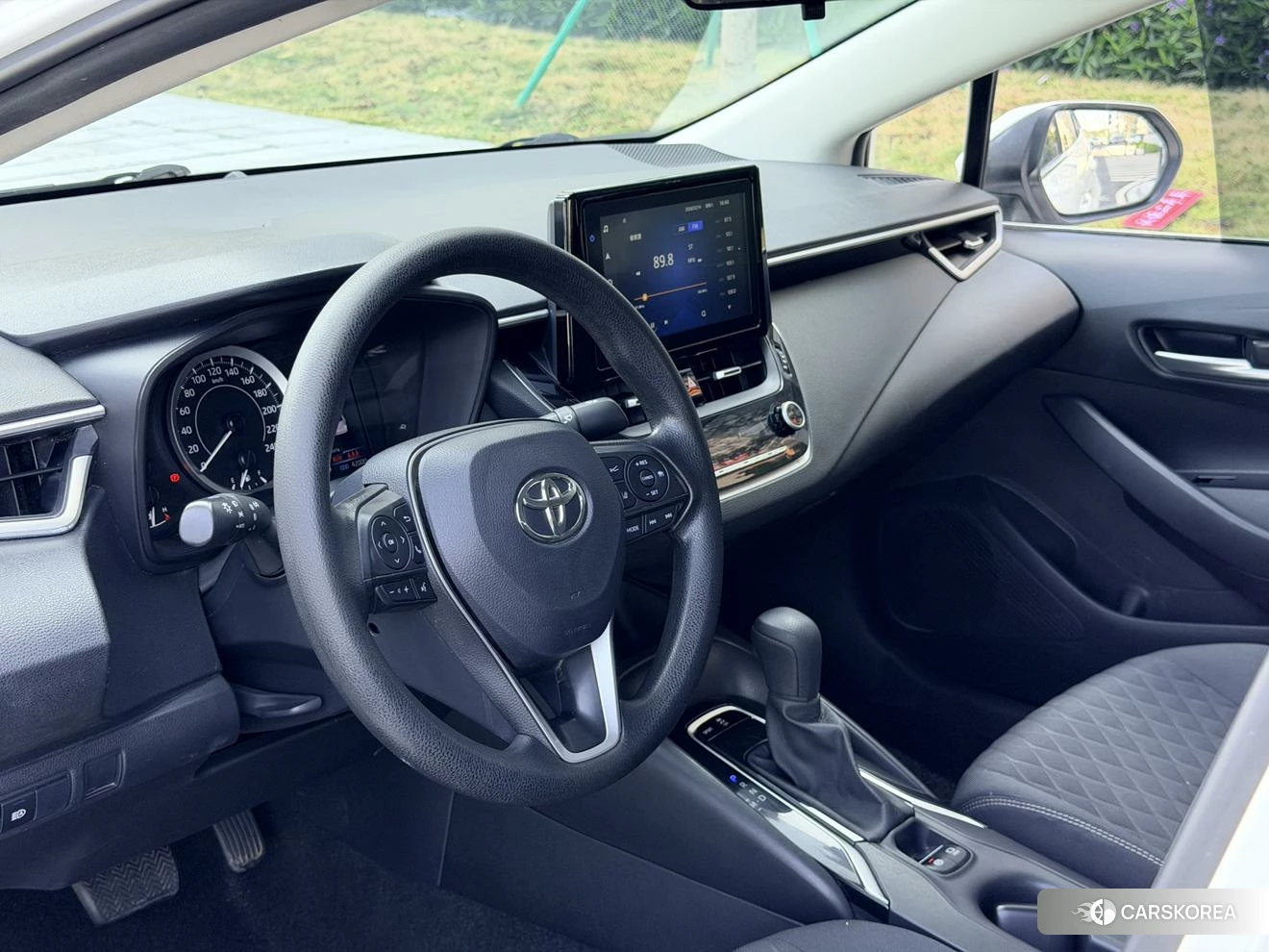 Toyota Allion 2021 Белый из Китая, фото 3