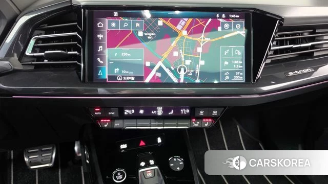 Audi Q4 e-Tron (F4) 2023 Серебристо-серый из Кореи, фото 3