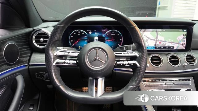 Mercedes-Benz E-Class W213 2021 Белый из Кореи, фото 3