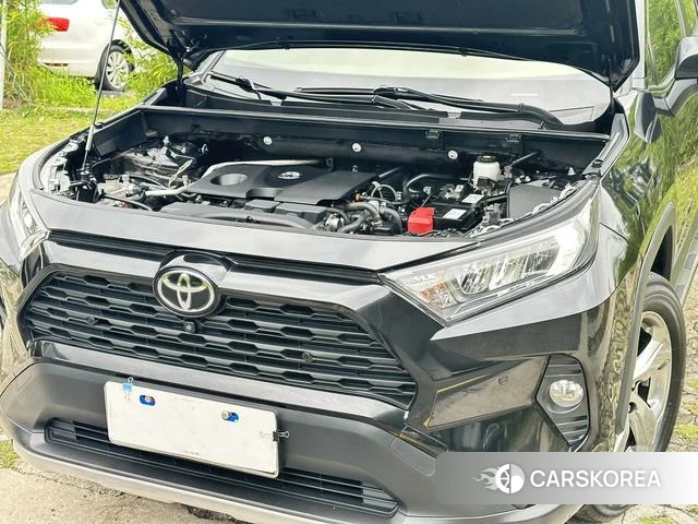 Toyota RAV4 2021 Черный из Китая, фото 3