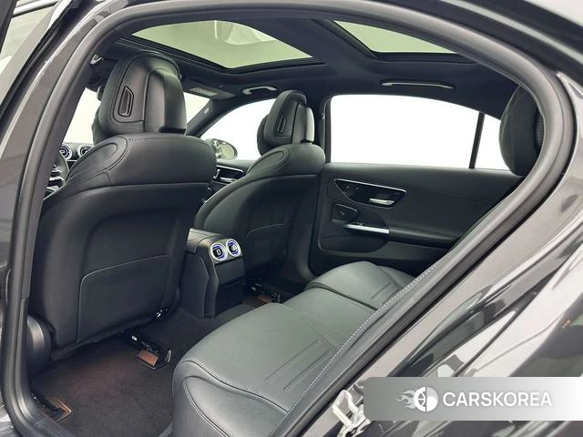 Mercedes-Benz C-class 2025 Черный из Китая, фото 3