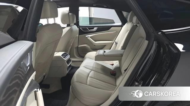 Audi A7 (4K) 2023 Черный из Кореи, фото 3