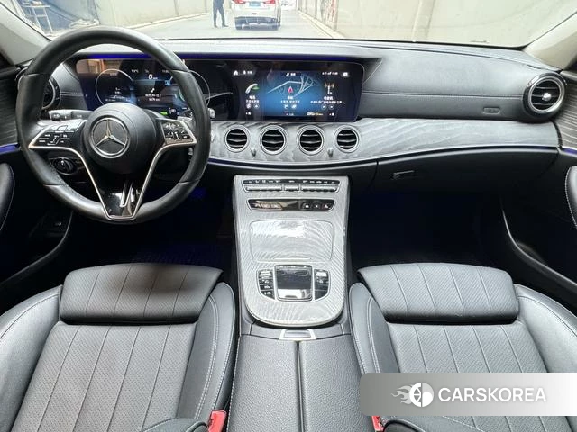 Mercedes-Benz E-Class 2021 Черный из Китая, фото 3