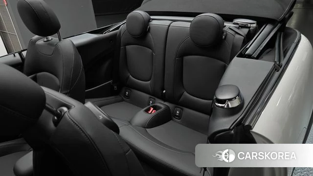 Mini Cooper Convertible 2024 Белый из Кореи, фото 3