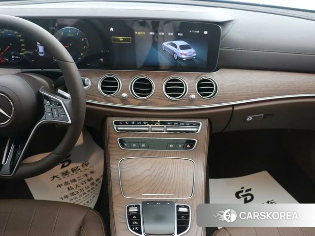 Mercedes-Benz E-Class 2021 Черный из Китая, фото 3