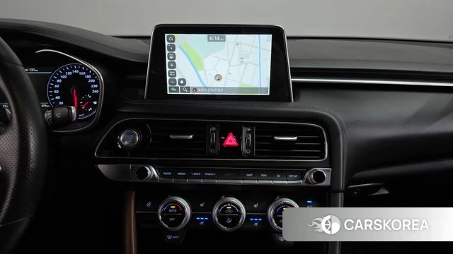 Genesis G70 2018 Черный из Кореи, фото 3