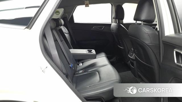Kia Sportage 5th Generation 2023 Белый из Кореи, фото 3