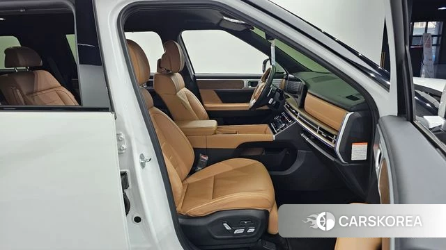 Hyundai Santa Fe (MX5) 2024 Белый из Кореи, фото 3