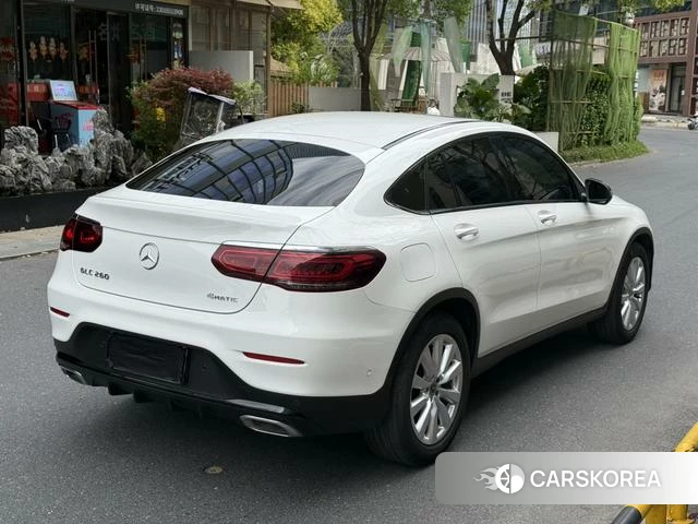 Mercedes-Benz GLC 2021 Белый из Китая, фото 3