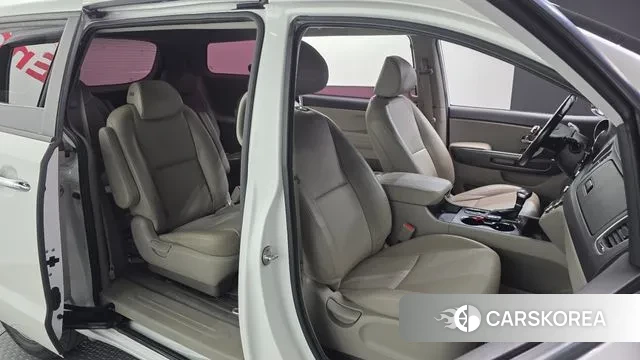 Kia The New Carnival 2018 Белый из Кореи, фото 3