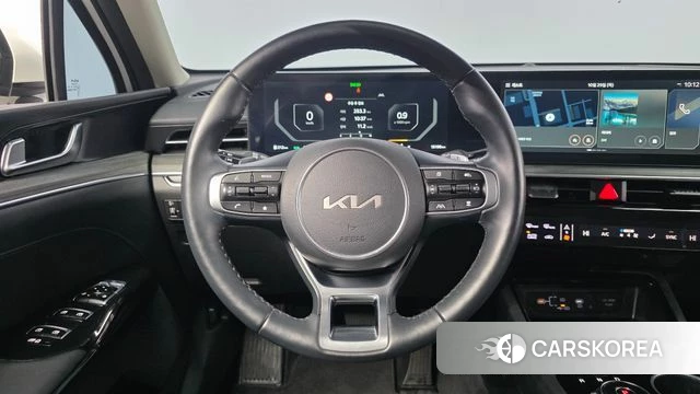 Kia The New K5 3rd generation 2024 Белый из Кореи, фото 3