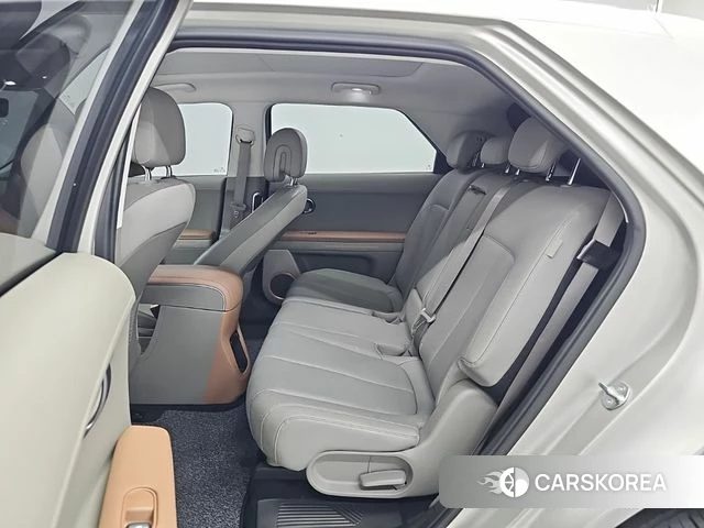 Hyundai The New Ionic 5 2024 Серебристо-серый из Кореи, фото 3