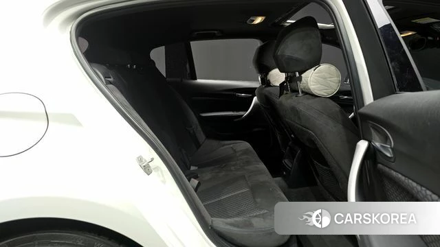 BMW 1 Series (F20) 2018 Белый из Кореи, фото 3