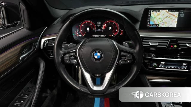 BMW 5 Series (G30) 2018 Черный из Кореи, фото 3