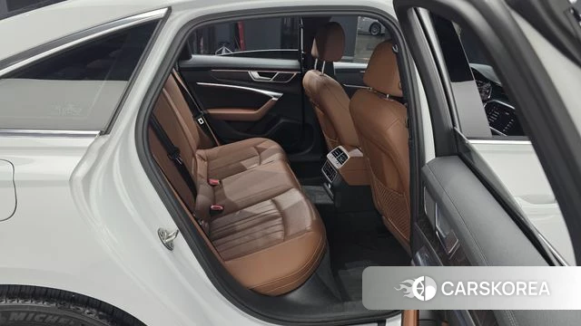 Audi A6 (C8) 2020 Белый из Кореи, фото 3
