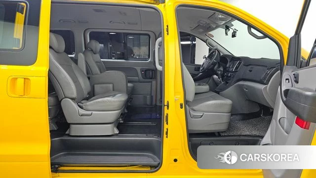 Hyundai The New Grand Starex 2019 Желтый из Кореи, фото 3