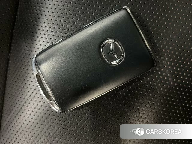 Mazda 3 2021 Темно-серый из Китая, фото 3