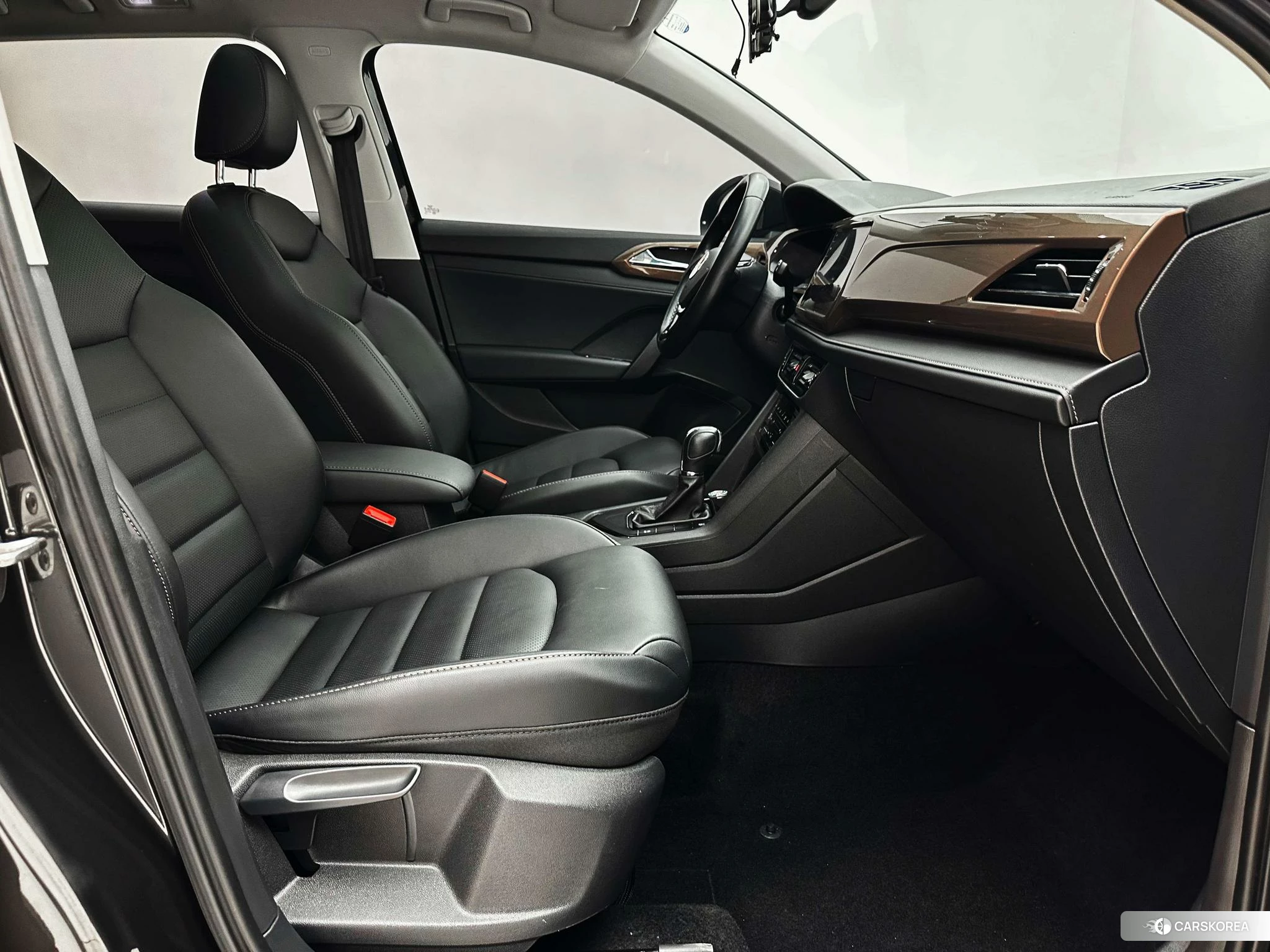 Volkswagen Tharu 2020 Черный из Китая, фото 3