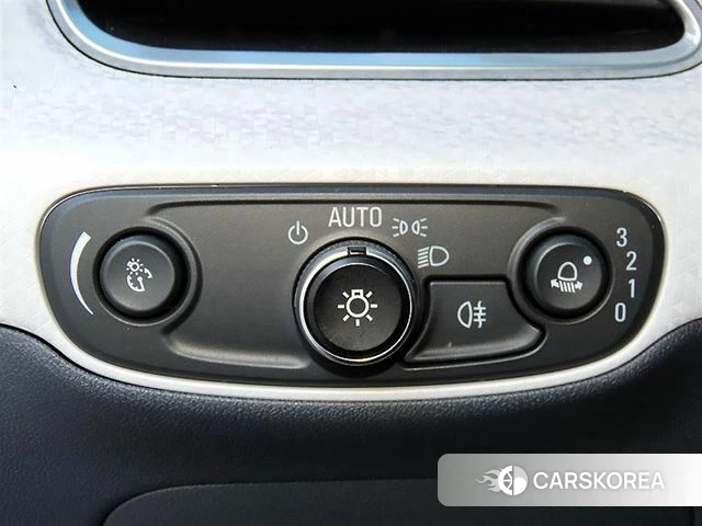 Chevrolet (GM Daewoo) Bolt EV 2019 Красный из Кореи, фото 3