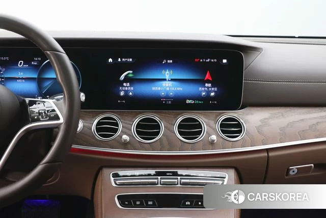 Mercedes-Benz E-Class 2023 Черный из Китая, фото 3