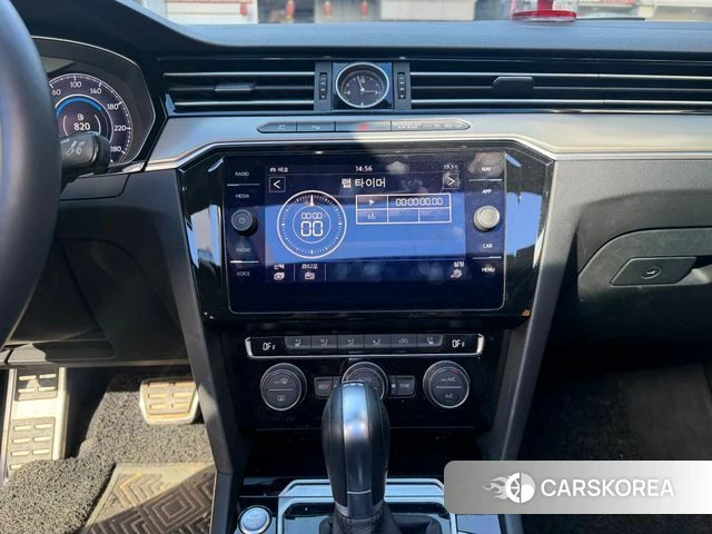 Volkswagen Arteon 2019 Белый из Кореи, фото 3