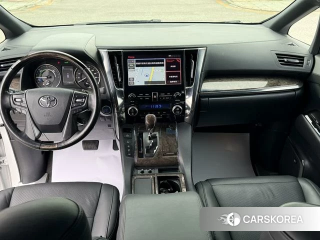 Toyota Alphard 2022 Белый из Китая, фото 3
