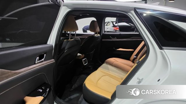 Kia K5 3rd generation 2023 Белый из Кореи, фото 3