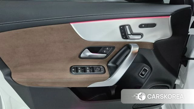 Mercedes-Benz CLA-Class C118 2025 Белый из Кореи, фото 3