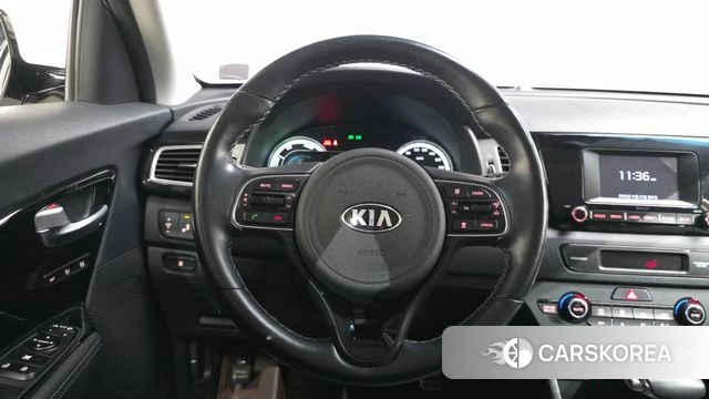 Kia Niro 2018 Белый из Кореи, фото 3