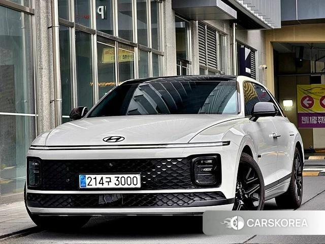 Hyundai Grandeur Hybrid (GN7) 2023 Белый из Кореи, фото 3